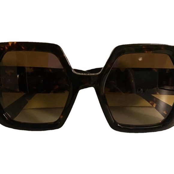 Marc Jacobs Tortoiseshell Hexagon Sunglasses with Brown Gradient Lenses - Picture 6 of 6